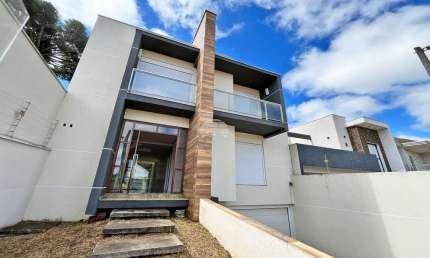 Casa com 4 quartos para alugar na Rua Milano, 246, São Braz, Curitiba, 293 m2 por R$ 8.000