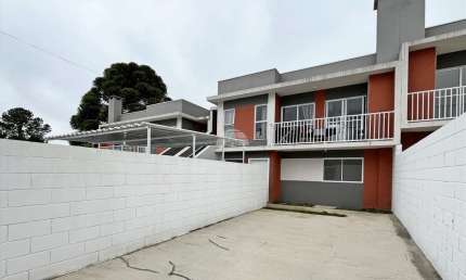 Casa com 2 quartos para alugar na Rua Paulo Kulik, 182, Santa Cândida, Curitiba, 55 m2 por R$ 2.200
