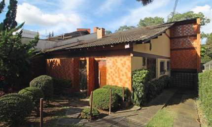 Casa para alugar na Rua Coronel Adyr Guimarães, 404, Ahú, Curitiba, 600 m2 por R$ 7.400