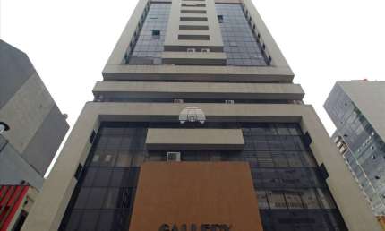 Sala comercial para alugar na Rua Visconde de Nacar, 1505, Centro, Curitiba, 64 m2 por R$ 2.000