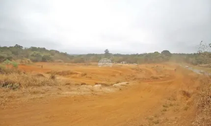 Terreno comercial para alugar na Rodovia Contorno Norte de Curitiba, 5889, Butiatuvinha, Curitiba, 9300 m2 por R$ 5.000
