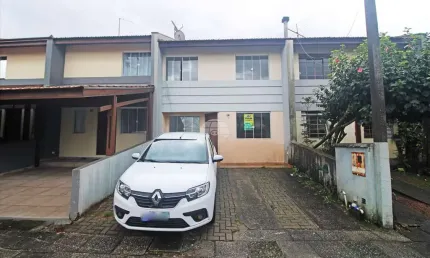 Casa em condomínio fechado com 3 quartos para alugar na rua francisco derosso, 6275, alto boqueirão, curitiba, 76 m2 por r$ 1.950