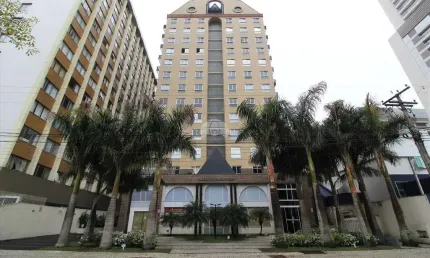 Sala comercial para alugar na Avenida Cândido de Abreu, 140, Centro Cívico, Curitiba, 45 m2 por R$ 1.500
