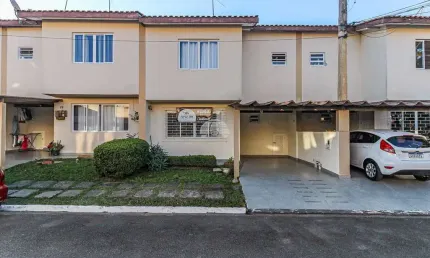 Casa em condomínio fechado com 3 quartos para alugar na rua cascavel, 365, boqueirão, curitiba, 115 m2 por r$ 2.800