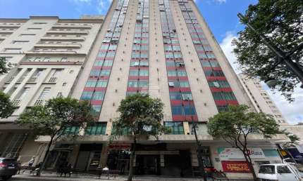 Sala comercial para alugar na Rua Barão do Rio Branco, 63, Centro, Curitiba, 29 m2 por R$ 1.000