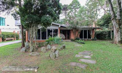 Casa comercial para alugar na AVENIDA MAL.HUMBERTO A.C.BRANCO, 405, Cristo Rei, Curitiba, 730 m2 por R$ 28.000