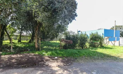 Terreno comercial para alugar na Rua Orlando Albino Von der Osten, 46, Novo Mundo, Curitiba, 360 m2 por R$ 4.300