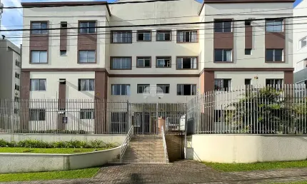 Apartamento com 3 quartos para alugar na Rua Helena Andretta de Oliveira, 73, Uberaba, Curitiba, 65 m2 por R$ 2.000