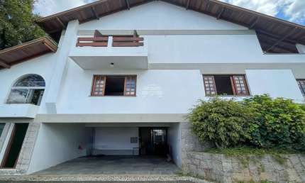 Casa com 3 quartos para alugar na Rua Doutor Roberto Barrozo, 1.783, Centro Cívico, Curitiba, 300 m2 por R$ 8.000