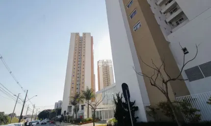 Apartamento com 2 quartos para alugar na Rua Monsenhor Ivo Zanlorenzi, 4400, Ecoville, Curitiba, 69 m2 por R$ 3.900