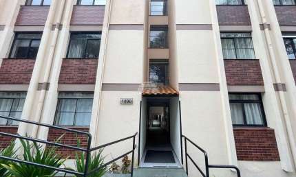 Apartamento com 2 quartos para alugar na Rua Maranhão, 1890, Portão, Curitiba, 74 m2 por R$ 2.600