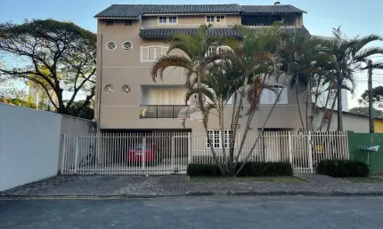 Casa com 4 quartos para alugar na Rua Papa João XXIII, 51, Centro Cívico, Curitiba, 300 m2 por R$ 4.800
