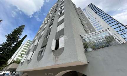 Apartamento com 3 quartos para alugar na Rua Lysimaco Ferreira da Costa, 225, Centro Cívico, Curitiba, 111 m2 por R$ 2.900