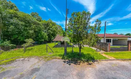 Terreno em condomínio fechado à venda na Rua Diogo Andrade Bello, 146, Conjunto Habitacional Joaquim Celestino Ferreira, Campo Largo, 70 m2 por R$ 420.000
