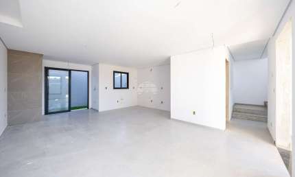 Casa em condomínio fechado com 3 quartos à venda na Rua Ema Taner de Andrade, 175, Loteamento São José, Campo Largo, 137 m2 por R$ 720.000