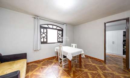 Casa com 2 quartos à venda na Rua Alcebíades Affonso Guimarães, 25, Águas Claras, Campo Largo, 90 m2 por R$ 400.000