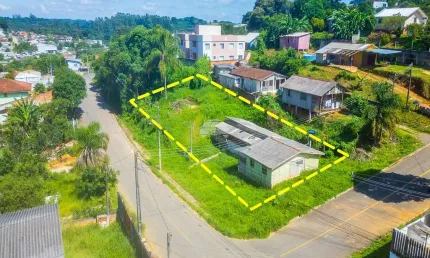 Terreno à venda na Rua Ivaiporã, 374, Vila Pompéia, Campo Largo por R$ 190.000