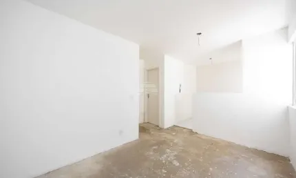 Apartamento com 2 quartos à venda na Rua Maria Joaquina Vaz, 721, Jardim Itaqui, Campo Largo, 52 m2 por R$ 150.000