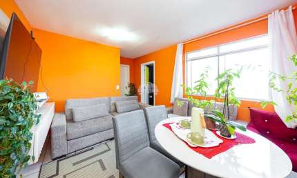 Apartamento com 2 quartos à venda na Avenida Guatupê, 2950, Ipê, São José dos Pinhais, 53 m2 por R$ 185.000