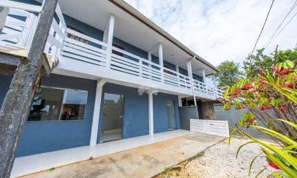 Casa com 6 quartos à venda na Rua Antônio Baptistel, 34, Jardim das Palmeiras, Campo Largo, 250 m2 por R$ 450.000