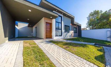 Casa com 3 quartos à venda na Rua Maria Aparecida de Oliveira, 858, Loteamento São Gerônimo, Campo Largo, 185 m2 por R$ 570.000