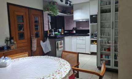 Casa com 4 Quartos - Colinas de São Fernando - Cotia/SP