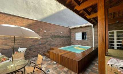 Casa com 3 Quartos - Parque Ribeiro de Lima - Barueri/SP