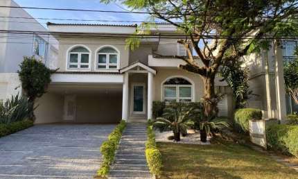 Casa com 4 Quartos - Alphaville - Santana de Parnaíba/SP