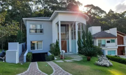 Casa em condomínio fechado com 4 quartos à venda na Rua Nimes, Tamboré, Santana de Parnaíba