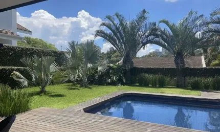 Casa em condomínio fechado com 5 quartos para alugar na Alameda Rio Negro, Alphaville, Barueri