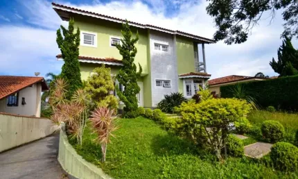 Casa com 3 dormitórios à venda, 380 m² por R$ 1.800.000,00 - Nova Higienópolis - Jandira/SP