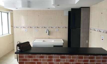 Apartamento com 2 dormitórios à venda, 51 m² por R$ 245.000,00 - Centro - Jandira/SP