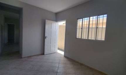 Casa com 2 dormitórios para alugar por R$ 2.400,00/mês - Vila São Luiz (Valparaízo) - Barueri/SP