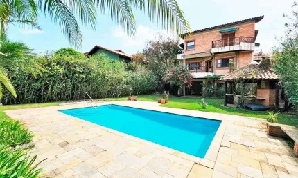 Casa com 4 dormitórios à venda, 350 m² por R$ 1.700.000,00 - Nova Higienópolis - Jandira/SP