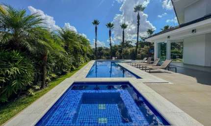 Casa com 5 dormitórios para alugar, 1412 m² por R$ 103.519/mês - Tamboré 02 - Alphaville/SP