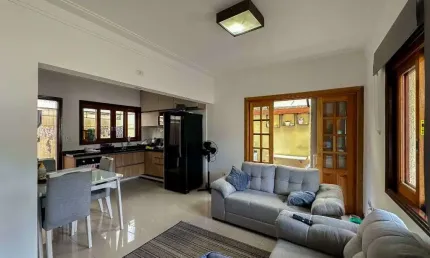Casa com 2 dormitórios à venda, 120 m² por R$ 750.000,00 - Jardim Tupanci - Barueri/SP