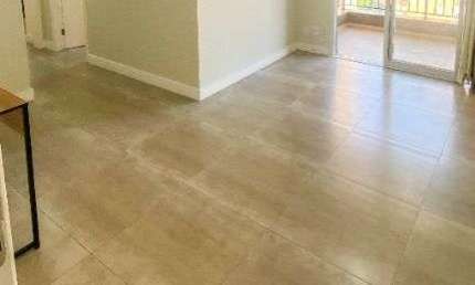 Apartamento com 2 dormitórios para alugar, 60 m² por R$ 4.452,50/mês - Jardim Tupanci - Barueri/SP