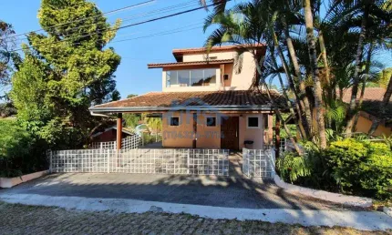 Sobrado com 3 dormitórios à venda, 300 m² por R$ 1.200.000,00 - Chácara Pavoeiro - Cotia/SP