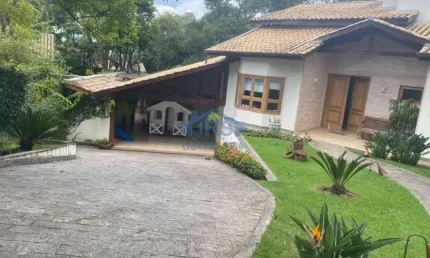 Sobrado com 4 dormitórios à venda, 376 m² por R$ 2.100.000,00 - Altos de São Fernando - Jandira/SP
