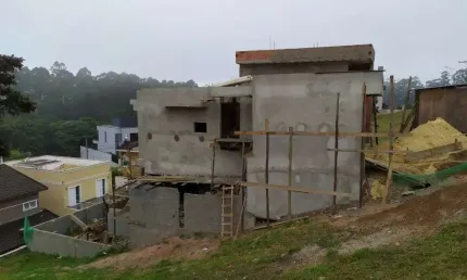 Sobrado com 3 dormitórios à venda, 170 m² por R$ 1.290.000,00 - Quintas do Ingaí - Santana de Parnaíba/SP