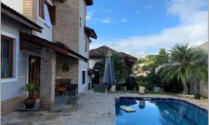 Sobrado com 5 dormitórios à venda, 461 m² por R$ 1.900.000,00 - Nova Higienópolis - Jandira/SP