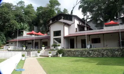 Resort com 4 dormitórios à venda, 850 m² por R$ 2.430.000 - Jardim Monte Santo - Cotia/SP