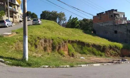 Terreno à venda, 2800 m² por R$ 3.000.000 - Jardim Santa Mônica - Barueri/SP