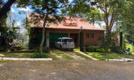 Casa com 4 dormitórios à venda, 404 m² por R$ 1.675.000,00 - Altos de São Fernando - Jandira/SP