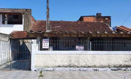 Casa com 2 dormitórios à venda, 116 m² por R$ 220.000,00 - Vila Vera Cruz - Mongaguá/SP