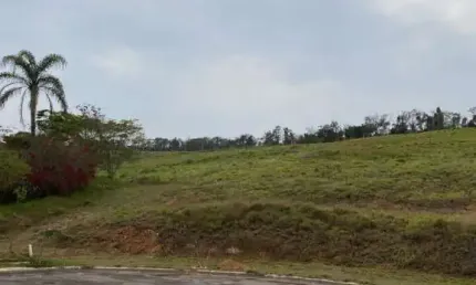 Terreno em condomínio fechado à venda na avenida nami azem, 5.000, caxambu, jundiaí, 1129 m2 por r$ 840.000