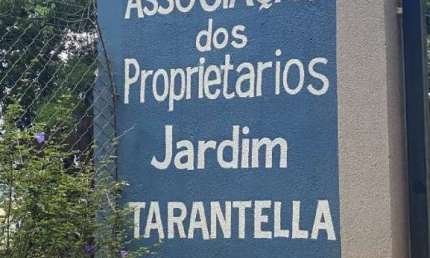 Chácara / sítio com 2 quartos à venda na Rua Dois, 100, Jardim Tarantela, Jundiaí, 2100 m2 por R$ 660.000