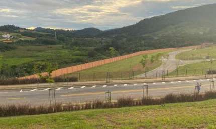 Terreno à venda na Avenida Olavo Amorim Silveira, 100, Chácara Terra Nova, Jundiaí por R$ 970.000