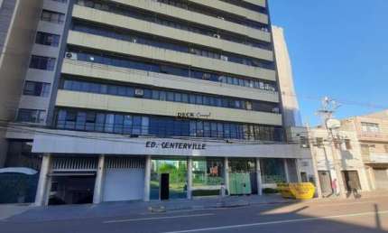 Sala Comercial totalmente reformada no Centro em Curitiba, toda mobiliada, imóvel perfeito para investimento ou para uso próprio para o seu negócio.