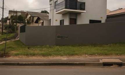 Sobrado novo em Colombo com 100m², 3 dormitórios e 2 vagas - Das Graças - Colombo - PR